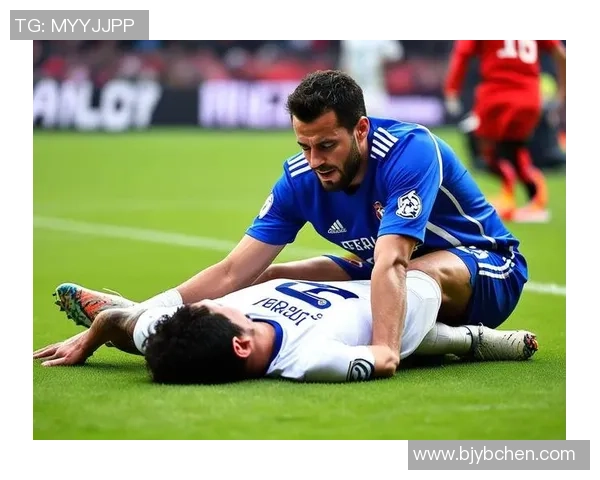 足球运动中大腿拉伤的预防与恢复方法详解